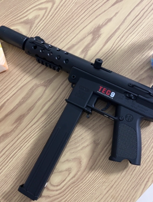 Handi TEC-9 Electric Full-Auto Gel Blaster - High-Speed Nylon CSGO Toy Submachine Gun for Boys (Safe Gel Ball Blaster)